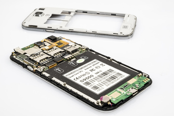 smartphone repair workshop tools